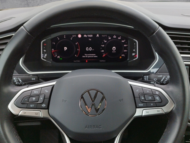 Tiguan Elegance 2.0 TSI DSG 4M/MATRIX/KEYLESS