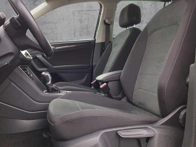 Tiguan Elegance 2.0 TSI DSG 4M/MATRIX/KEYLESS