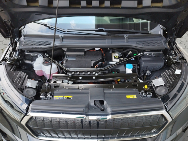 Enyaq 80 Loft 82kWh HUD/WP/AHK/360°/KEYLESS