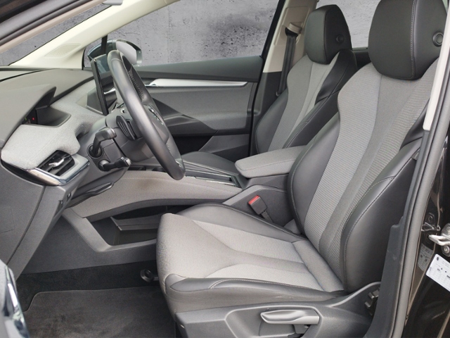 Enyaq 80 Loft 82kWh HUD/WP/AHK/360°/KEYLESS