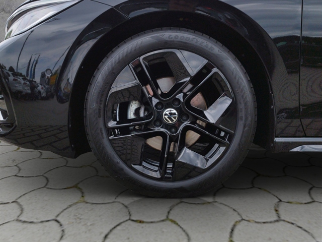 Passat Variant 2.0 TDI DSG R-LINE 5JG/AHK/BLACK