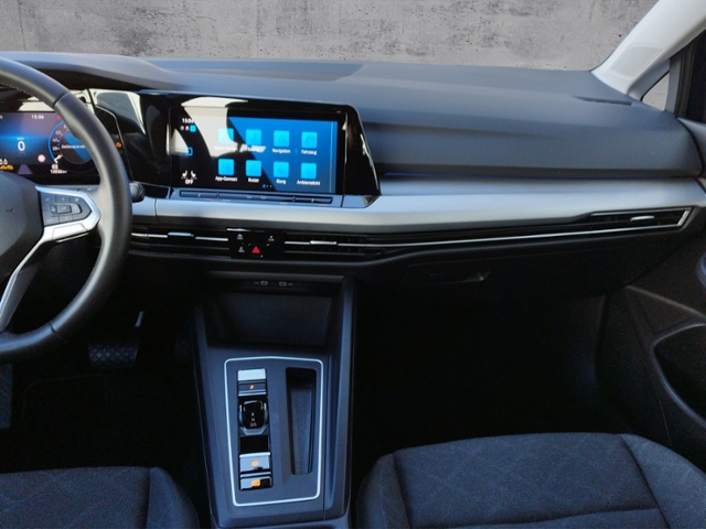 Golf VIII Life 1.5 eTSI DSG 5JG/ACC/RFK/LED