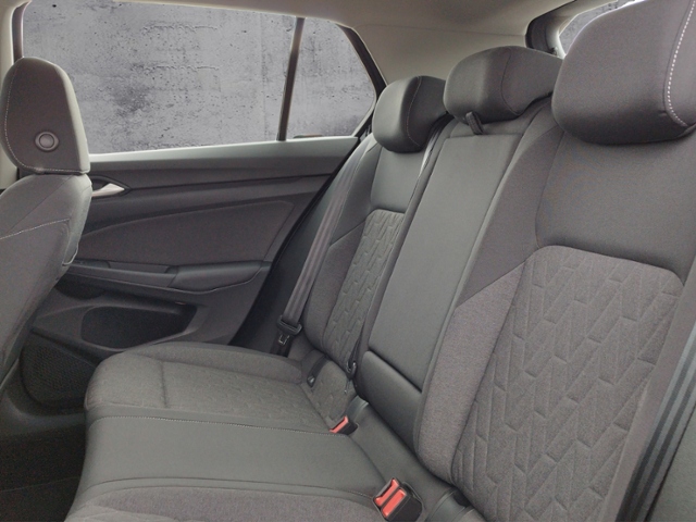 Golf VIII Life 1.5TSIeHybrid DSG 5JG/RFK/LED/ACC