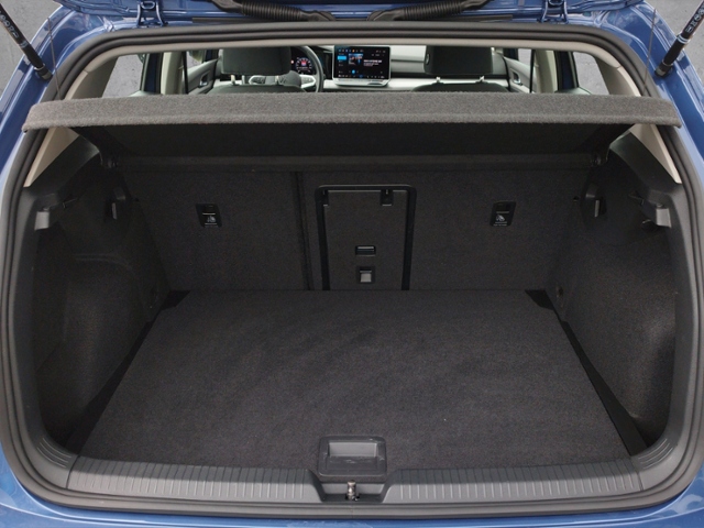 Golf VIII Life 1.5 TSI 5JG/LED/SHZ/AMBIENTE/ACC