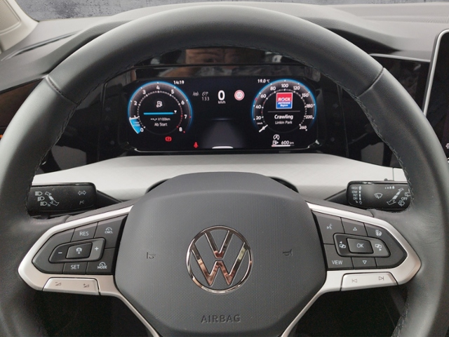 Golf VIII Life 1.5 TSI 5JG/LED/SHZ/AMBIENTE/ACC