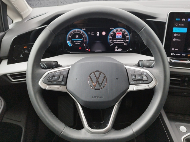 Golf VIII Life 1.5 TSI 5JG/LED/SHZ/AMBIENTE/ACC