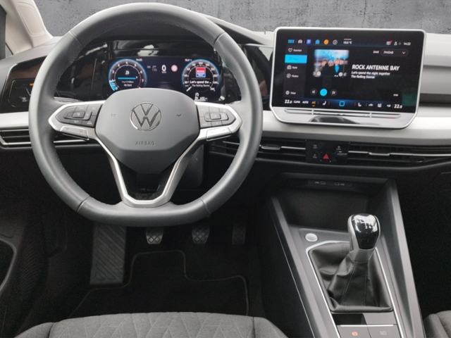 Golf VIII Life 1.5 TSI 5JG/LED/SHZ/AMBIENTE/ACC