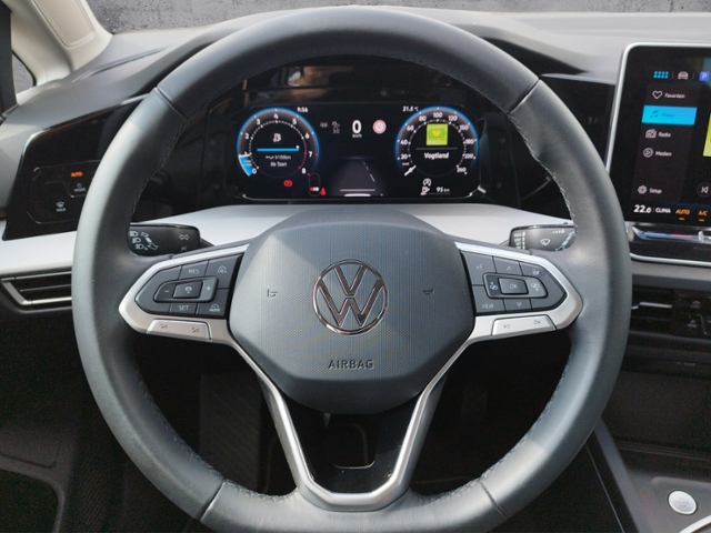 Golf VIII Life 1.5 TSI 5JG/STH/ACC/LED