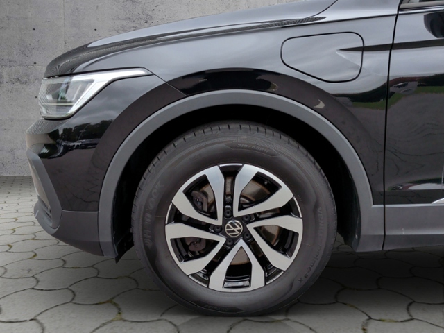 Tiguan Active 1.4 TSI eHybrid DSG NAV/AMBIENTE