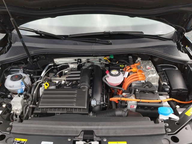 Tiguan Elegance 1.4 TSI eHybrid MATRIX/PARKLENK