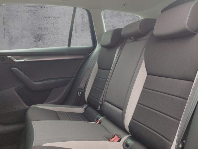 Octavia Combi Joy 1.4 TSI XENON/SHZ/L+S