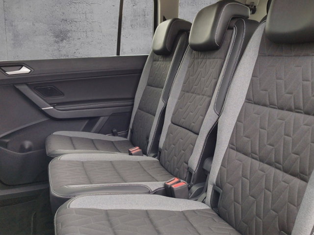 Touran Comfortline 1.5 TSI DSG AHK/LED/NAV