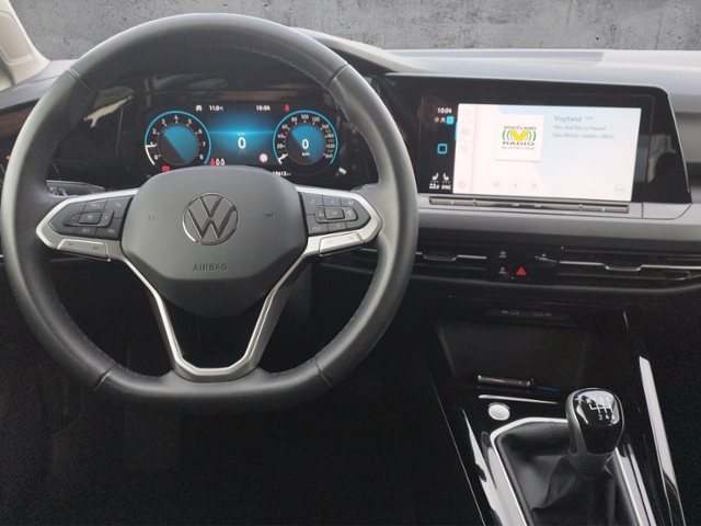 Golf VIII Style 1.5 TSI LED+/RFK/NAV/SHZ/CARPLAY