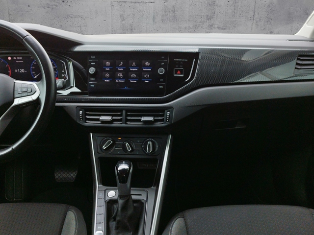 Polo Life 1.0 TSI DSG KEYLESS/NAV/CARPLAY