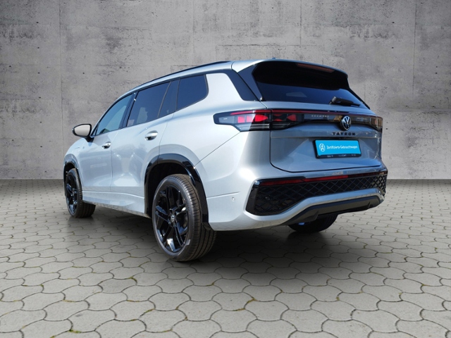 Tayron 1.5TSI eHybrid R-LINE AHK/MATRIX/BLACK