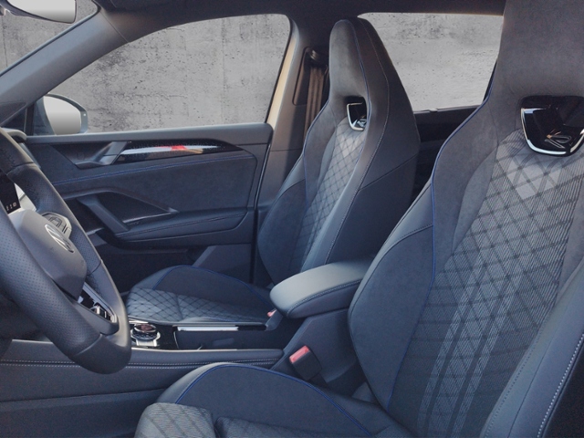 Tayron 1.5TSI eHybrid R-LINE AHK/MATRIX/BLACK