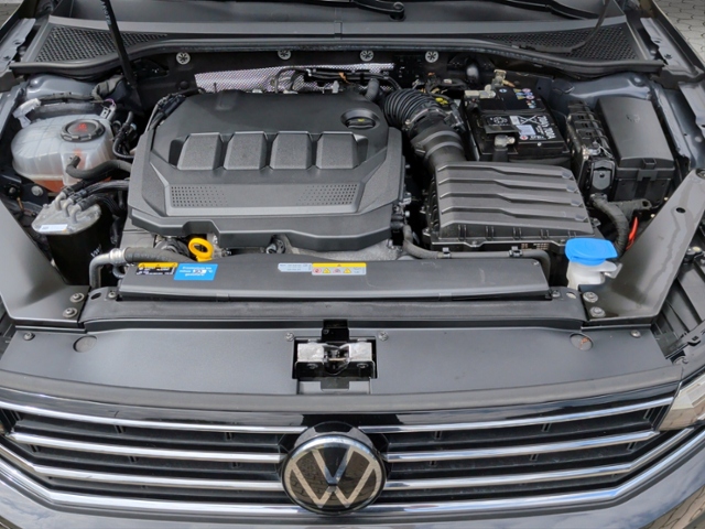 Passat Variant Business 2.0 TDI DSG AHK/EL.SITZ