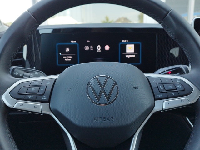 Passat Variant Business 1.5eTSI DSG AHK/NAV/360/