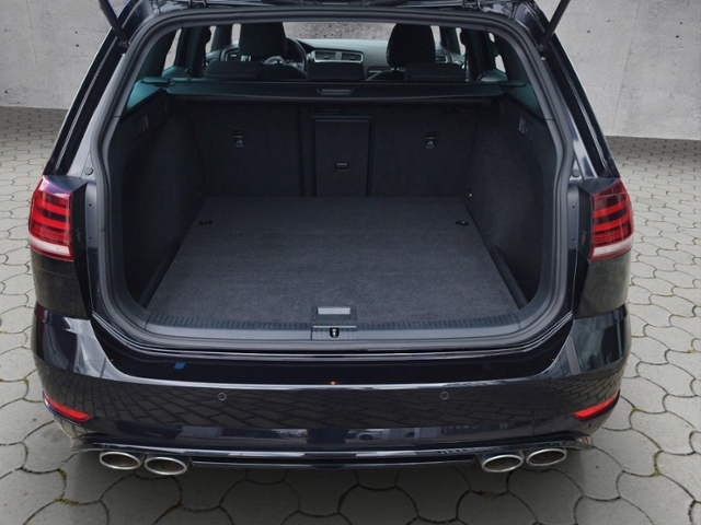 Golf VII Variant R 2.0 TSI 4M DSG DC/NAV/LED/ACC