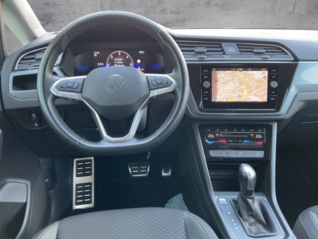 Touran Active 2.0TDI DSG AHK/DLA/RFK
