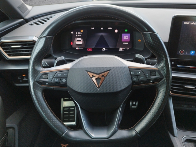 Leon 1.4 TSI e-Hybrid DCC/LED/NAV/PARK