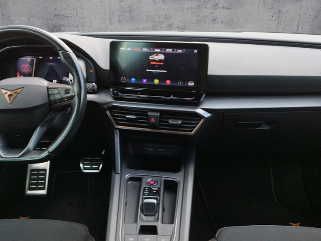Leon 1.4 TSI e-Hybrid DCC/LED/NAV/PARK