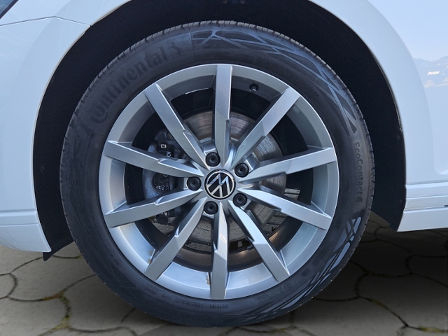 Passat Variant Business 2.0 TDI DSG MASSAGE/RFK