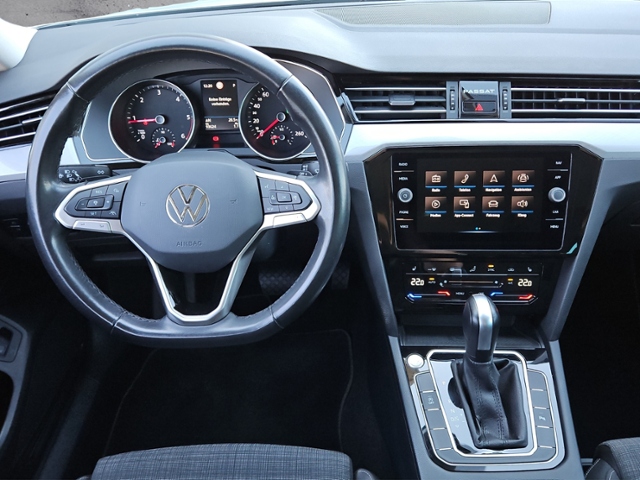 Passat Variant Business 2.0 TDI DSG MASSAGE/RFK