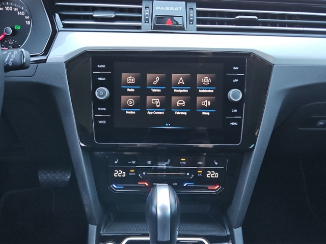 Passat Variant Business 2.0 TDI DSG MASSAGE/RFK