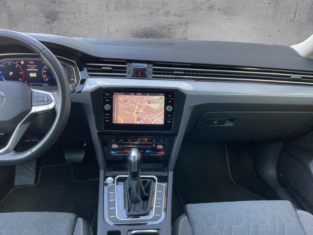 Passat Variant Business 2.0 TDI DSG AHK/RFK