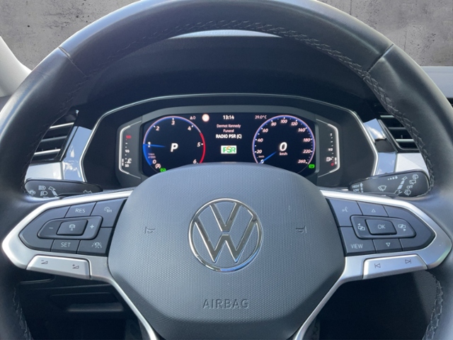 Passat Variant Business 2.0 TDI DSG AHK/RFK