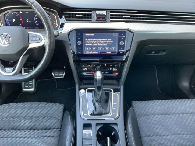 Passat Variant Business 2.0 TDI DSG R-LINE PANO