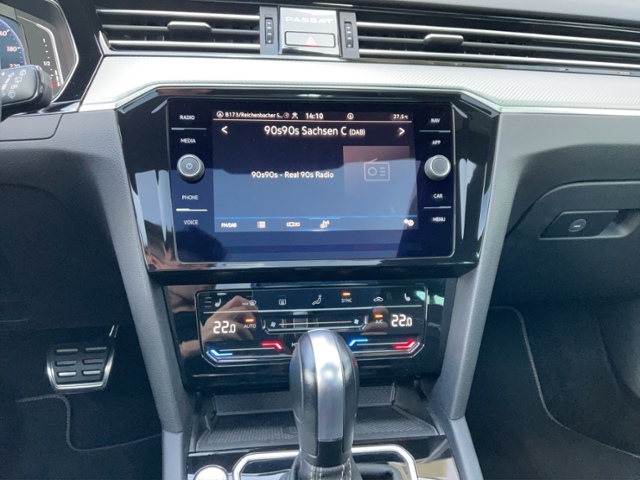 Passat Variant Business 2.0 TDI DSG R-LINE PANO