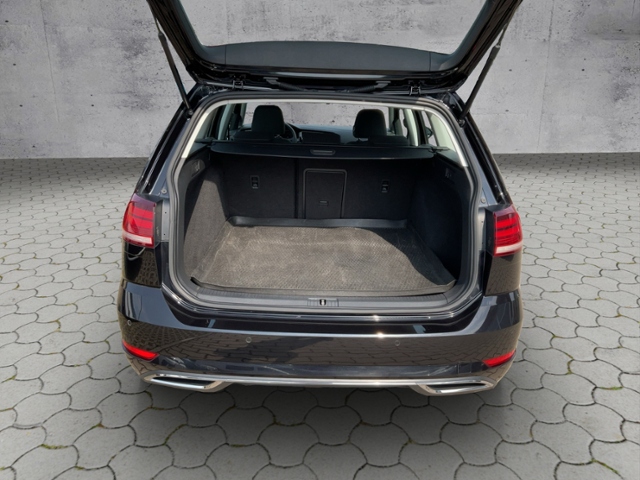 Golf VII Variant Highline 1.5 TSI KEYLESS/PANO