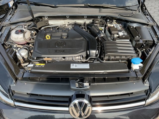Golf VII Variant Highline 1.5 TSI KEYLESS/PANO
