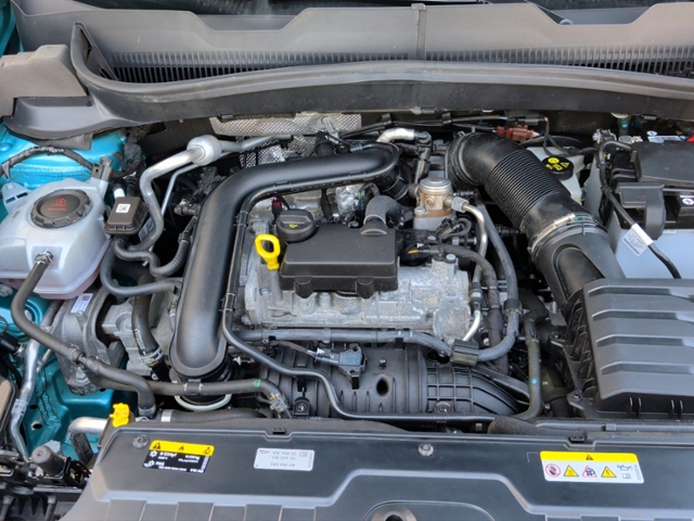T-Cross Style 1.0 TSI DSG RFK/ACC/CARPLAY