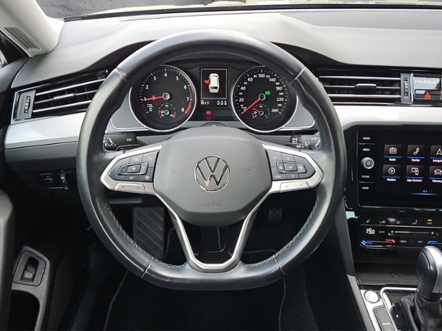 Passat Variant Business 1.5 TSI DSG AHK/CARPLAY
