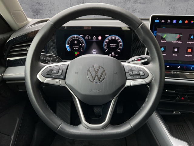 Passat Variant Business 2.0 TDI DSG AHK/DCC/360°