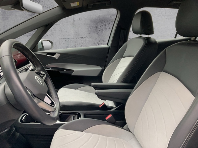 ID.3 Pro Performance 62kWh STH/KEYLESS/ACC