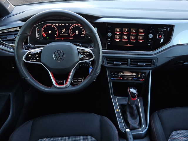 Polo GTI 2.0 TSI DSG RFK/CARPLAY/NAV