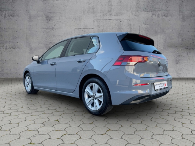 Golf VIII Life 1.0 eTSI DSG STH/NAV/APP/RFK/ACC