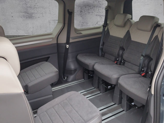 T7 Multivan Life 'Edition' Motor: 2,0 l TSI OPF 