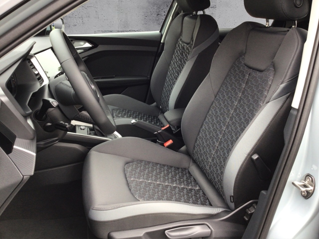 A1 Sportback advanced 30 TFSI 85(116) kW(PS) S t