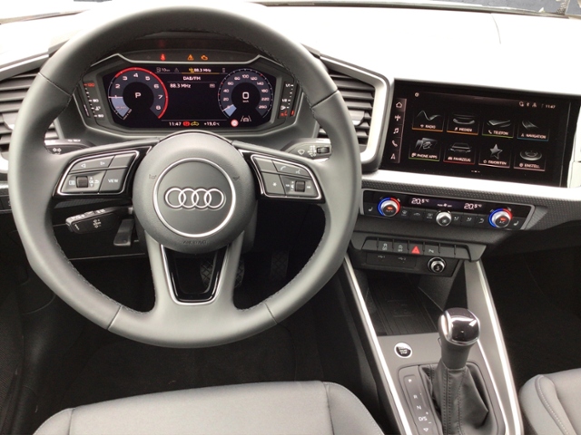 A1 Sportback advanced 30 TFSI 85(116) kW(PS) S t