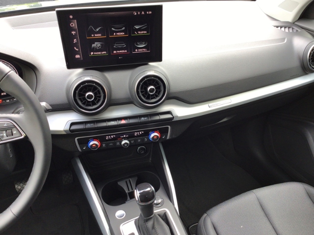 Q2 advanced 35 TFSI 110(150) kW(PS) S tronic