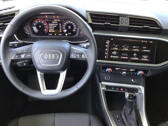Q3 advanced 35 TFSI 110(150) kW(PS) S tronic
