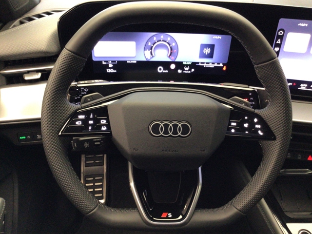 Q3 SUV TFSI 110 kW S tronic KLIMA LED NAVI ALU