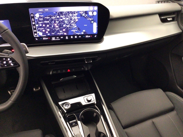 Q3 SUV TFSI 110 kW S tronic KLIMA LED NAVI ALU