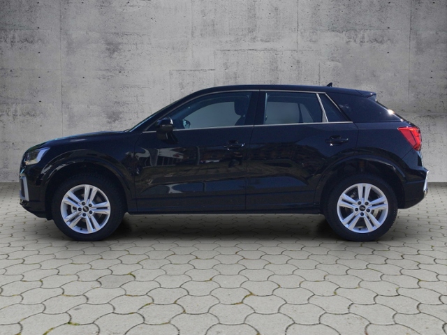 Q2 advanced 30 TFSI Schaltgetriebe