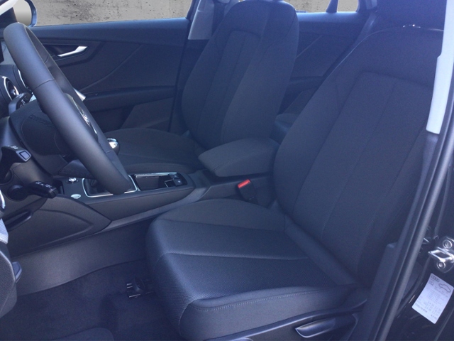 Q2 advanced 30 TFSI Schaltgetriebe